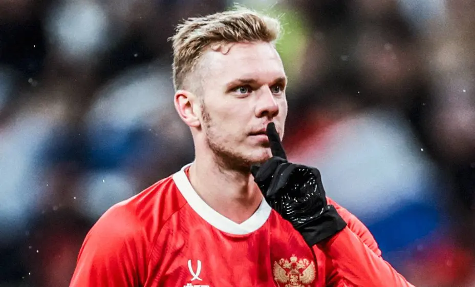 Игнашевич заявил, что Глушенков готов к переезду в Европу. Фото: РФС