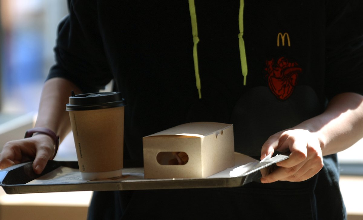 «Это будет настоящим шоком». Анализ возвращения McDonald's в Россию и ожидания от «колоссальных сумм»