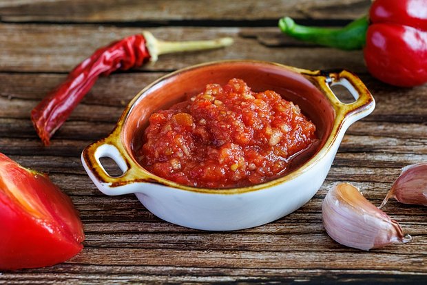 Аджика на зиму: простые и вкусные рецепты