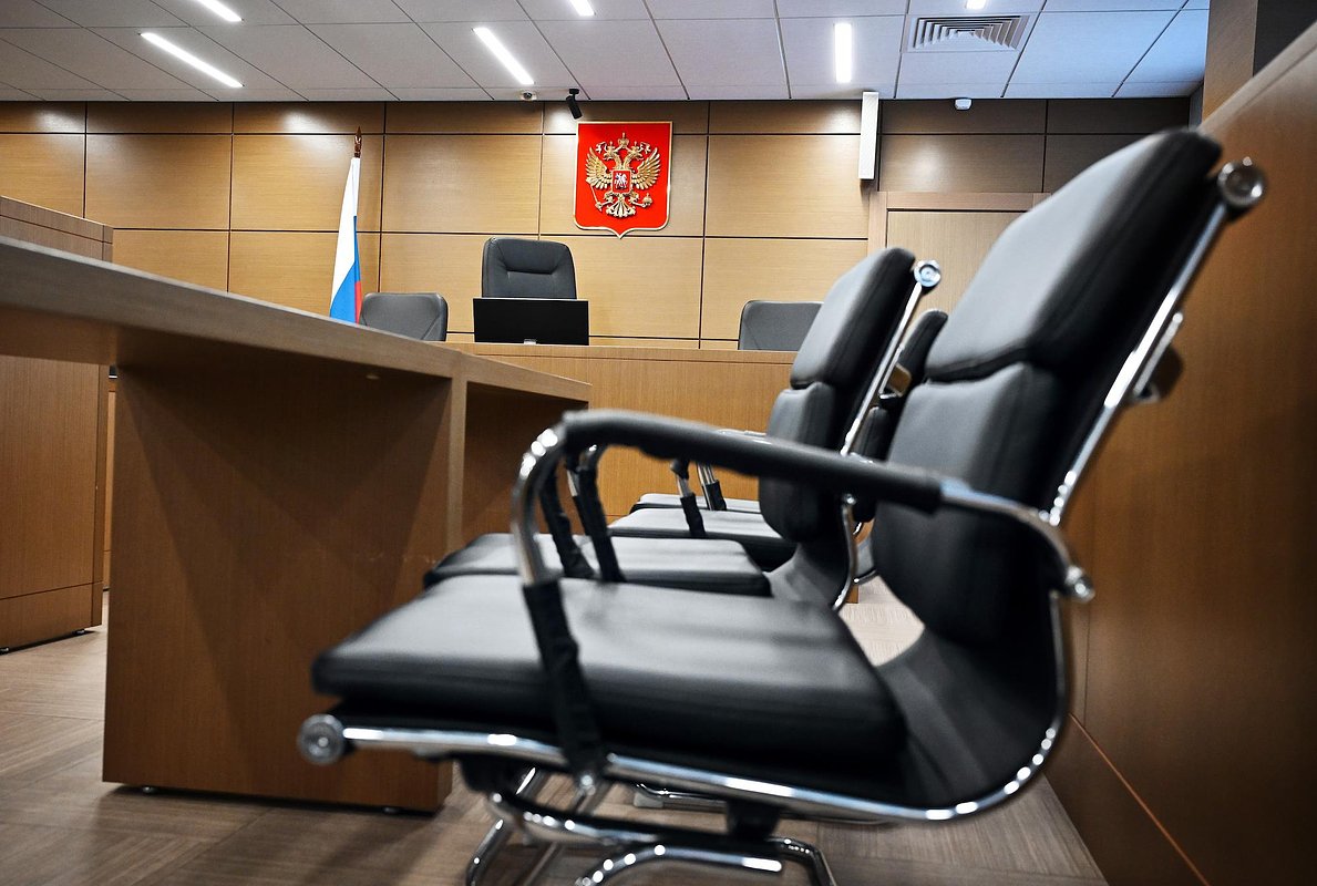 «Свободный сокол» не взлетает: Судебные разбирательства за право собственности на завод продолжаются 4 года. В чем дело?