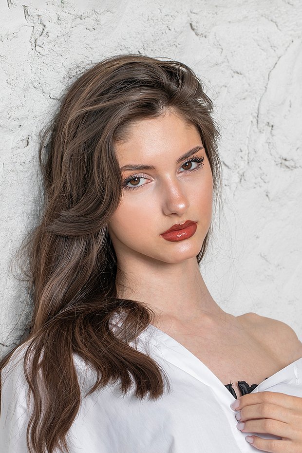 Русый цвет волос: как выбрать оттенок в 2025 году и сделать его идеальным под ваш цветотип