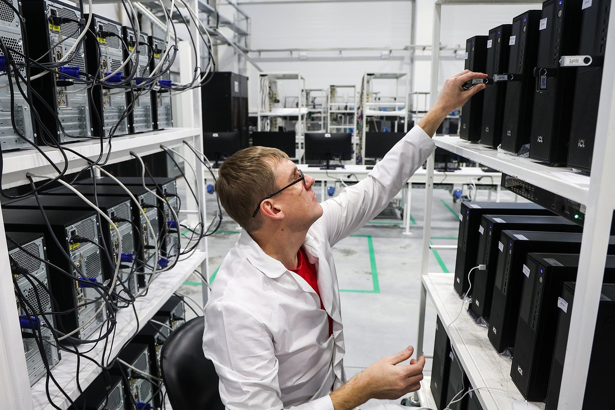 Государственная поддержка бизнеса в России: Как цифровизация помогает снизить расходы?