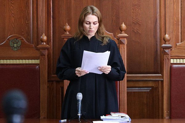 Перспективы и проблемы дела о махинациях с акциями "Свободного сокола"