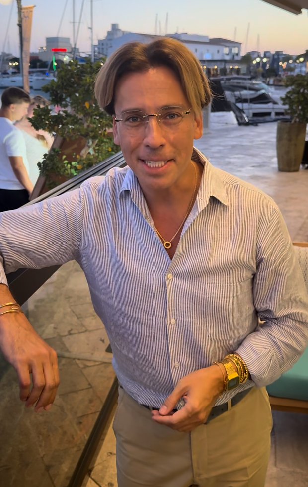 Максим Галкин в роскошном образе: чем он удивил публику?