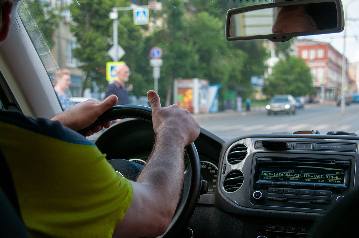 Транспортный налог в 2025 году: изменения, ставки, расчет, льготы, срок уплаты