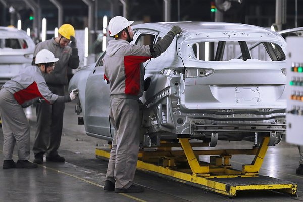 Китайские производители захватывают российский автопром и зарабатывают на нём миллиарды. Почему они не думают о качестве и не дают никаких гарантий?