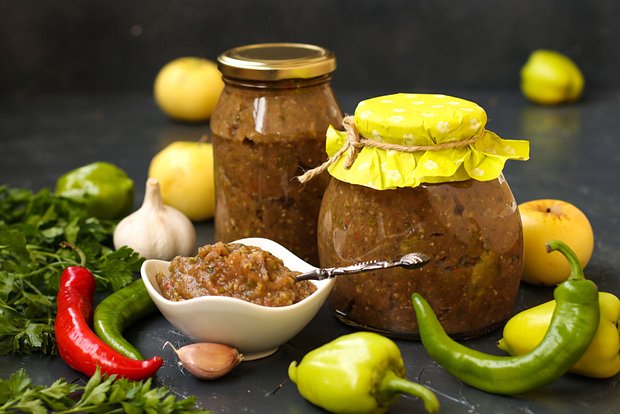 Аджика на зиму: простые и вкусные рецепты