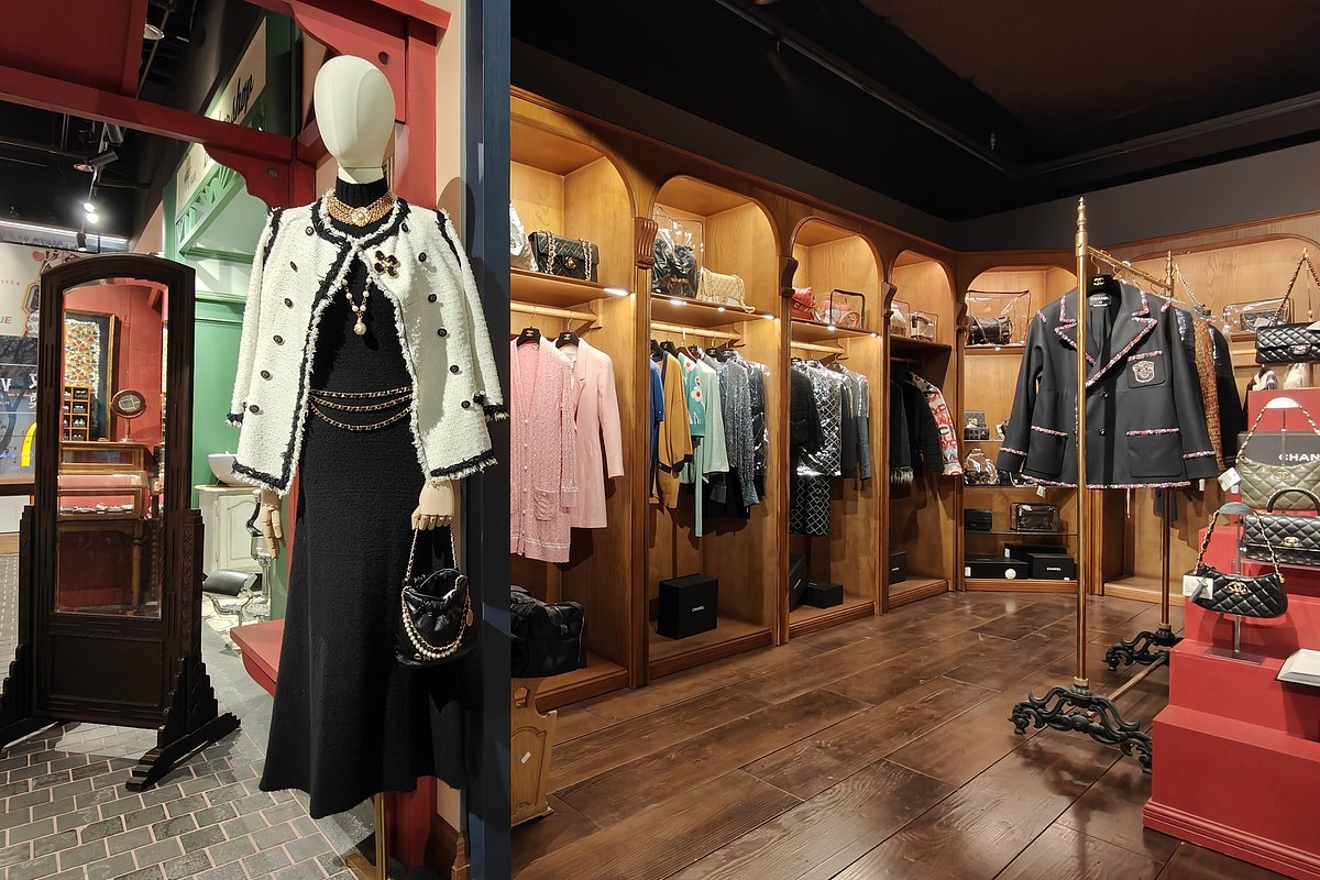 «Винтаж снова в моде»: Как подержанные товары привлекают внимание на рынке люкса