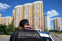 Мошенники под видом ФСБ обманули россиянку, присвоив квартиру и сбережения