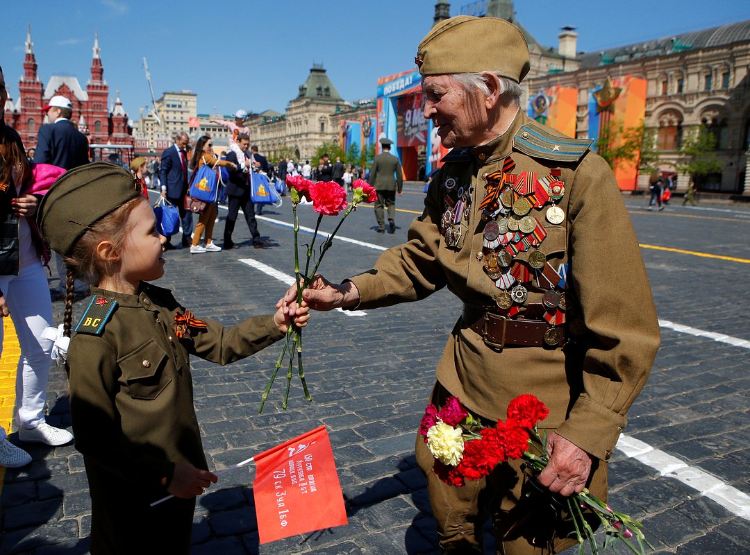 Поздравления с Днем Победы. Трогательные пожелания для ветеранов в стихах и прозе