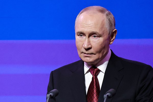 Путин одобрил цифровую реформу грузоперевозок. Как закон трансформирует грузоперевозки в России?