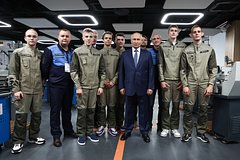 Путин открыл инновационный колледж для специалистов по созданию беспилотников в Москве