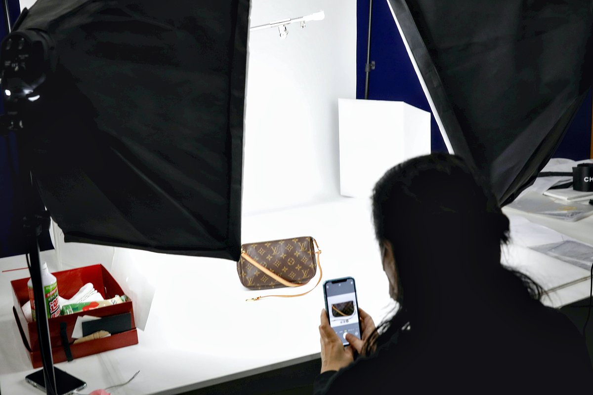 «Винтаж снова в моде»: Как подержанные товары привлекают внимание на рынке люкса