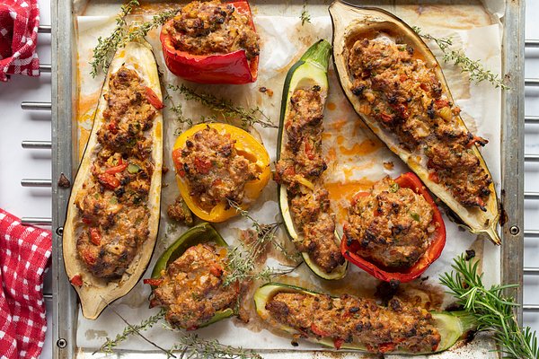 Рецепты фаршированных кабачков в духовке: топ-10 идей