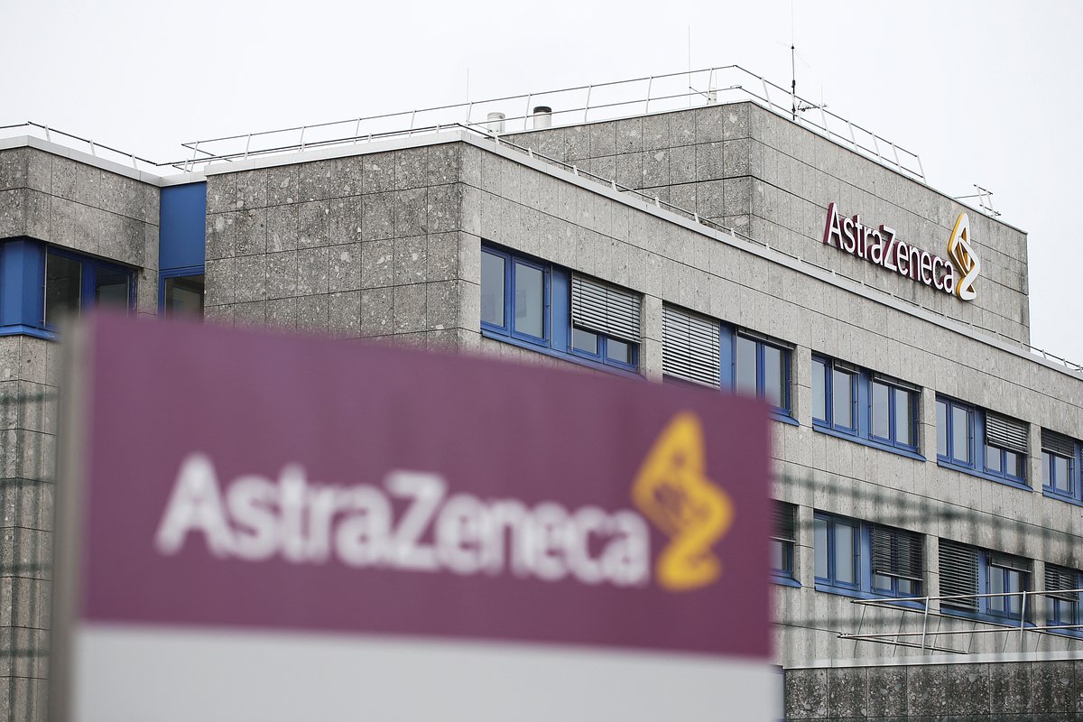 Фармацевтические конфликты замедляют разработку новых препаратов? Как AstraZeneca пытается предотвратить продвижение отечественного лекарства