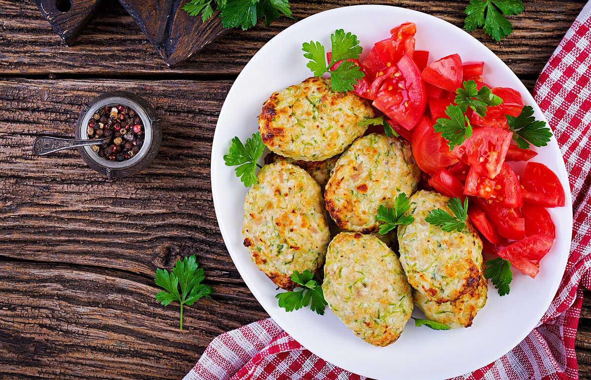10 уникальных рецептов котлет из кабачков: как приготовить сочные и вкусные блюда