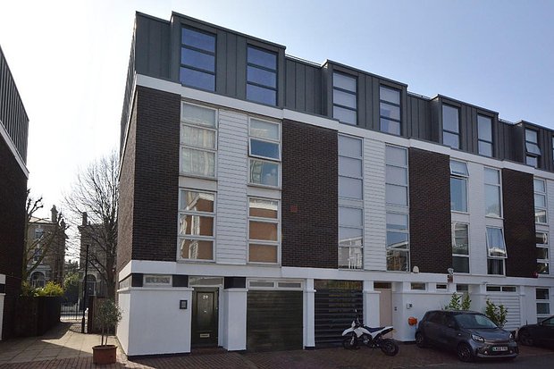 На двух стульях. Семья бизнесмена Гориловского строит бизнес в России и на Украине. Как это возможно?