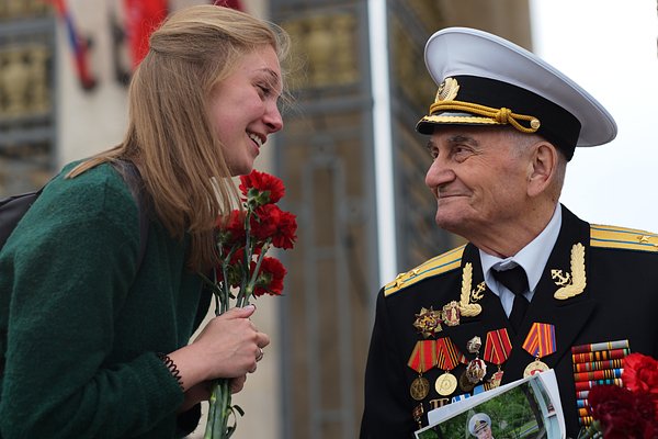 Поздравления с Днем Победы. Трогательные пожелания для ветеранов в стихах и прозе
