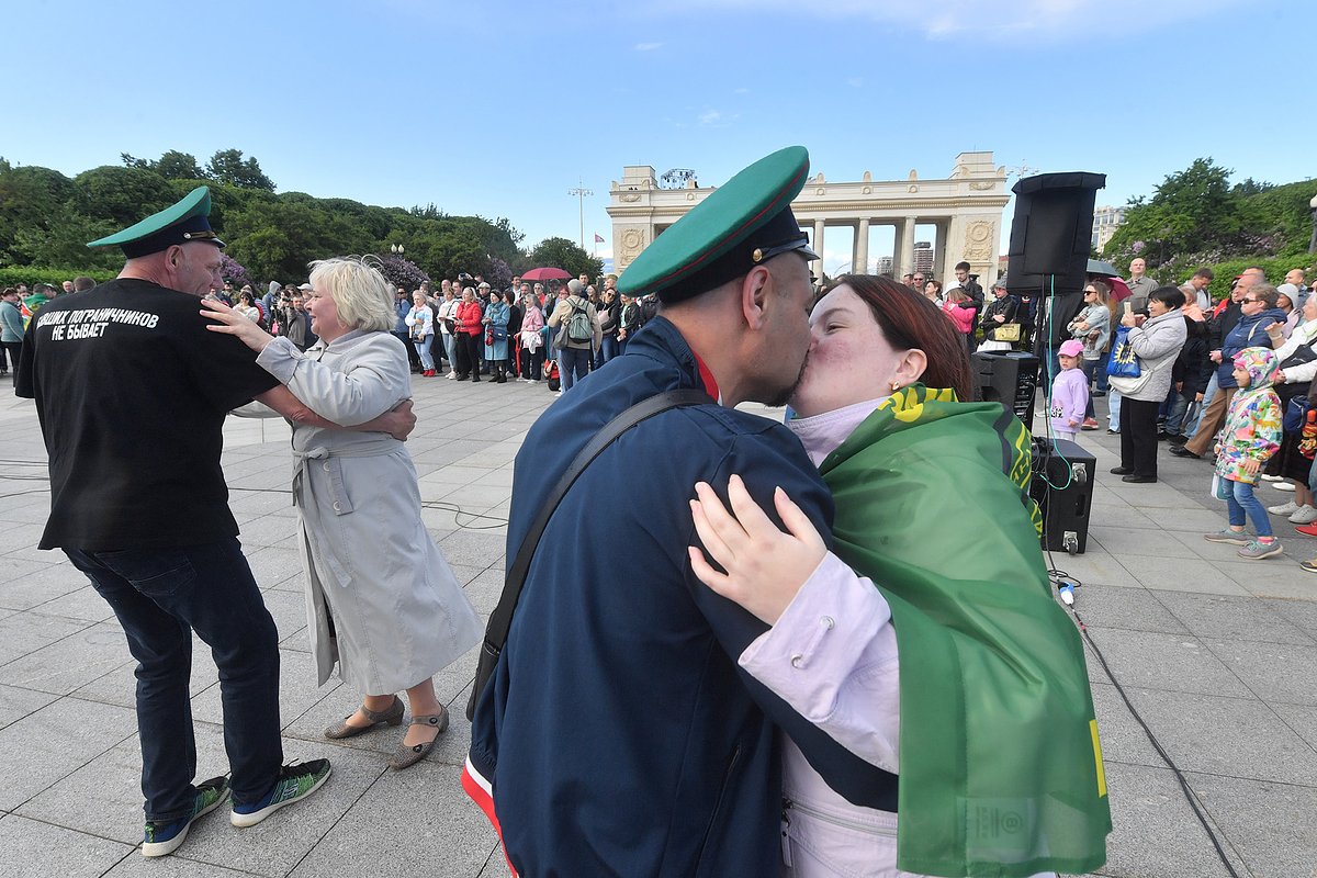 Поздравления с Днём пограничника: красивые слова на праздник в прозе и стихах