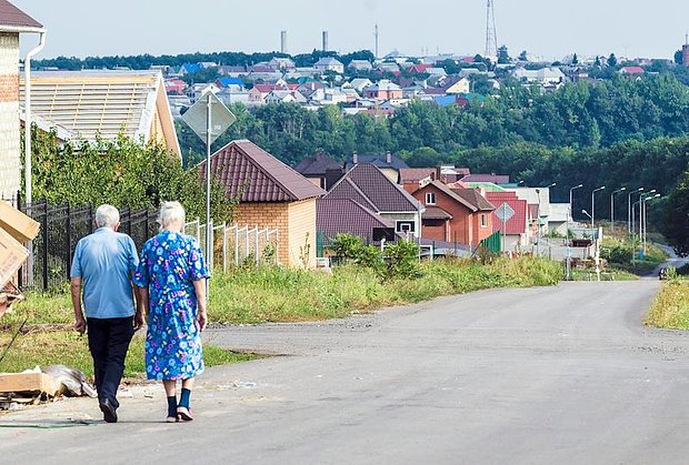 Пенсия по старости в России 2026 году: кому положена, минимальный размер социальных и страховых выплат