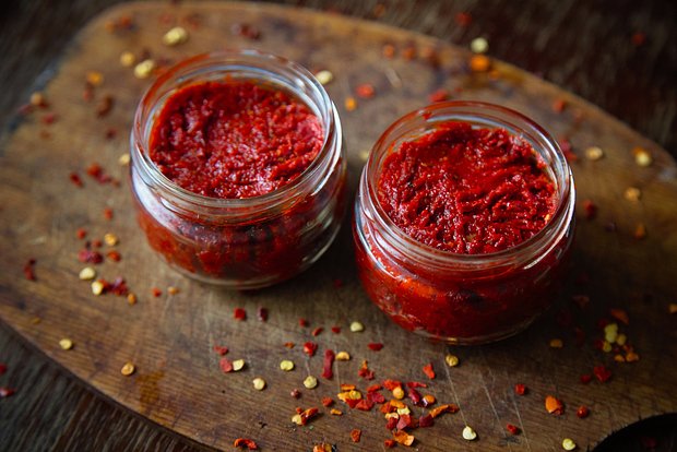 Аджика на зиму: простые и вкусные рецепты