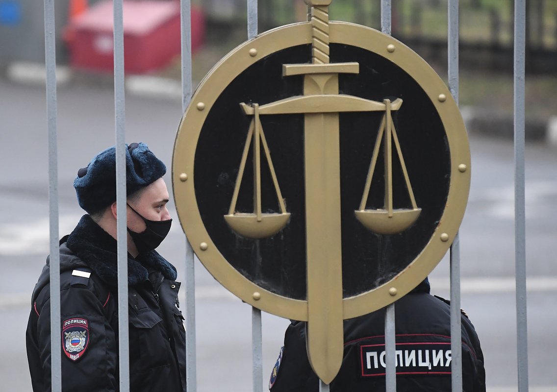 Погрелец: Бизнесмена обвинили в мошенничестве в отношении Верховного суда. Возможно ли это?