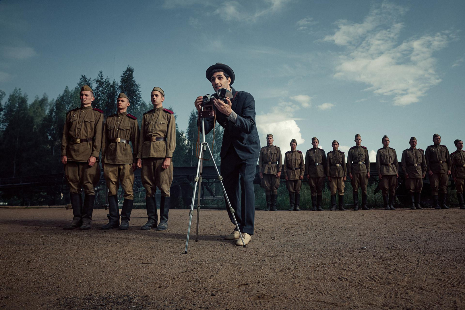 Кадр из сериала «Полуразпад»