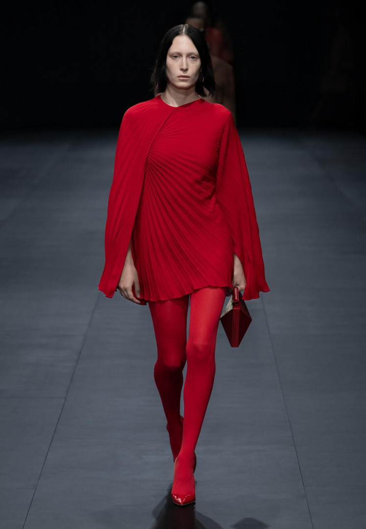 показ Valentino весна-лето 2023