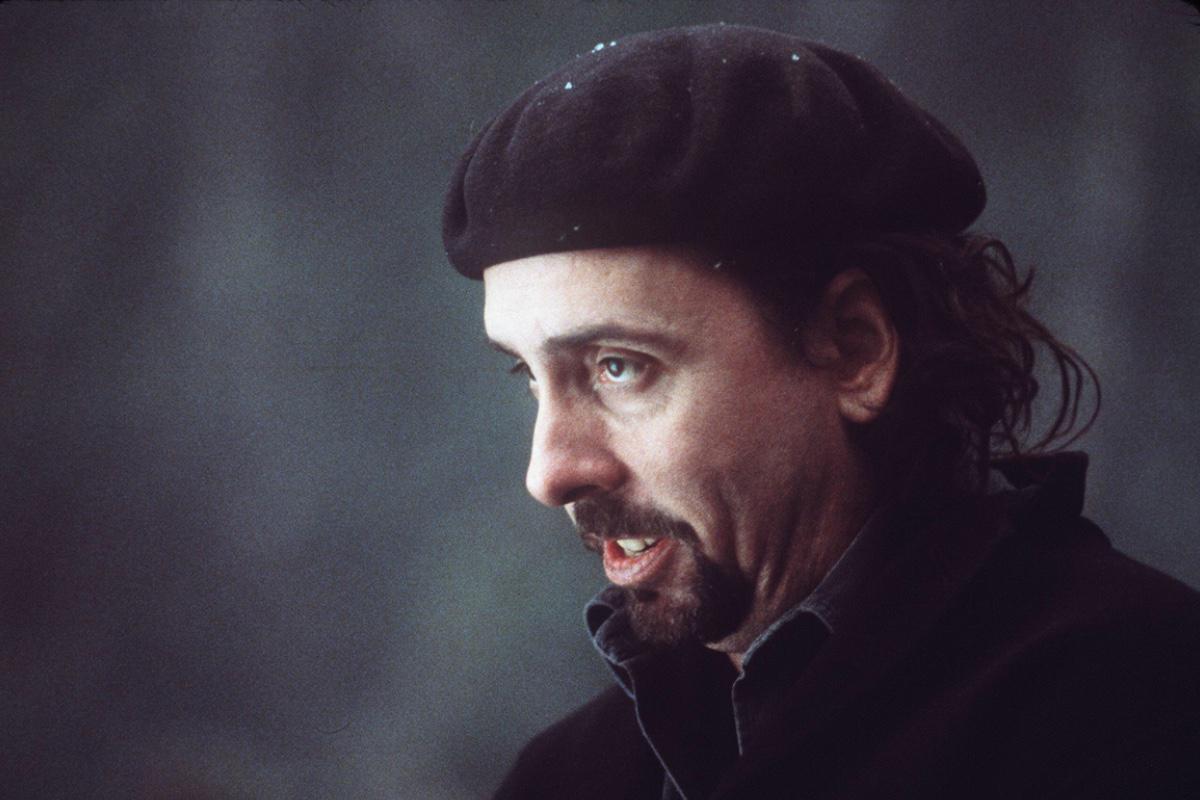 Тим Бёртон на съёмках фильма «Сонная Лощина». 1999 годКадр из фильма «Долгая прогулка»