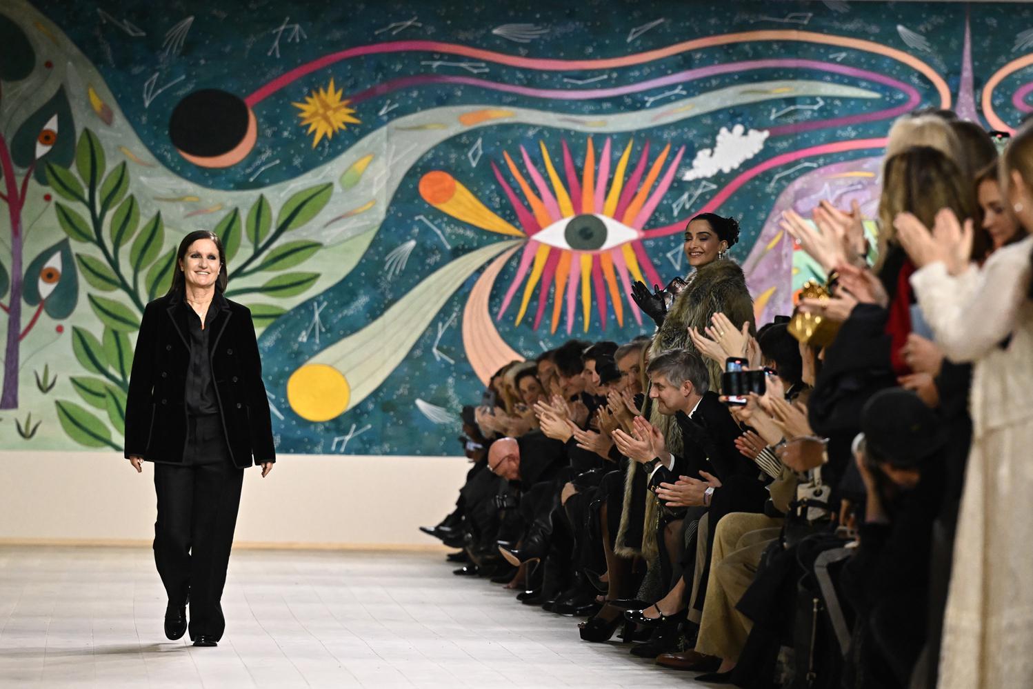 Мария Грация Кьюри на показе Christian Dior Haute Couture весна-лето 2025