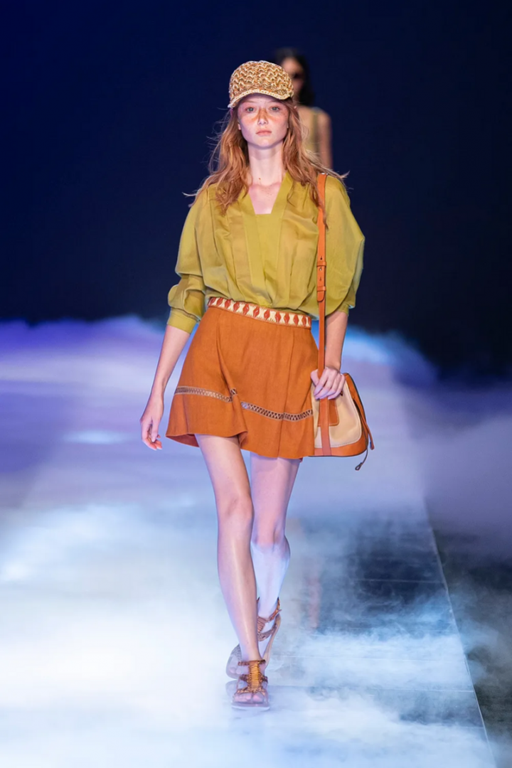 показ Alberta Ferretti весна-лето 2023