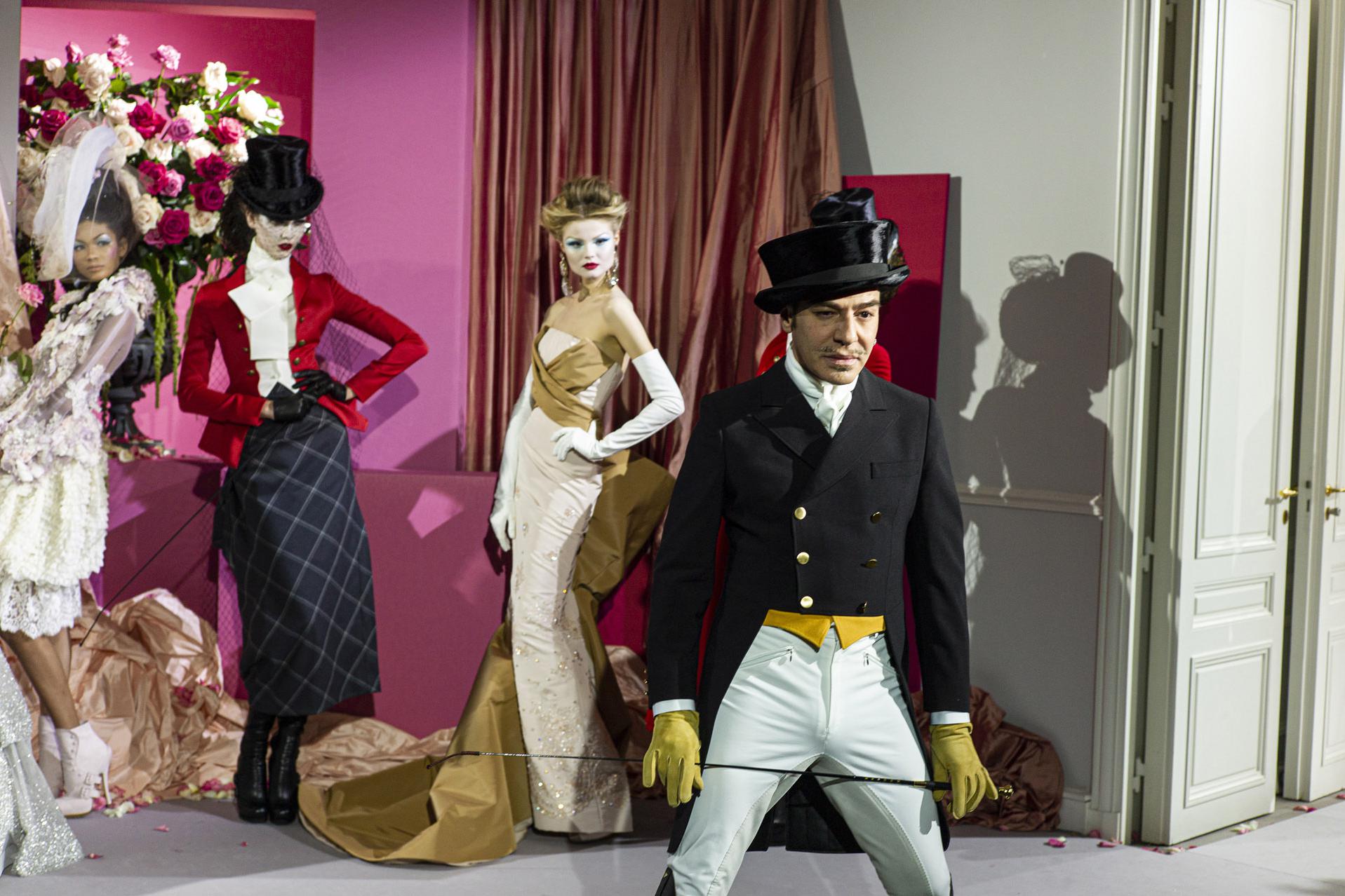 Джон Гальяно на показе Dior, 2010
