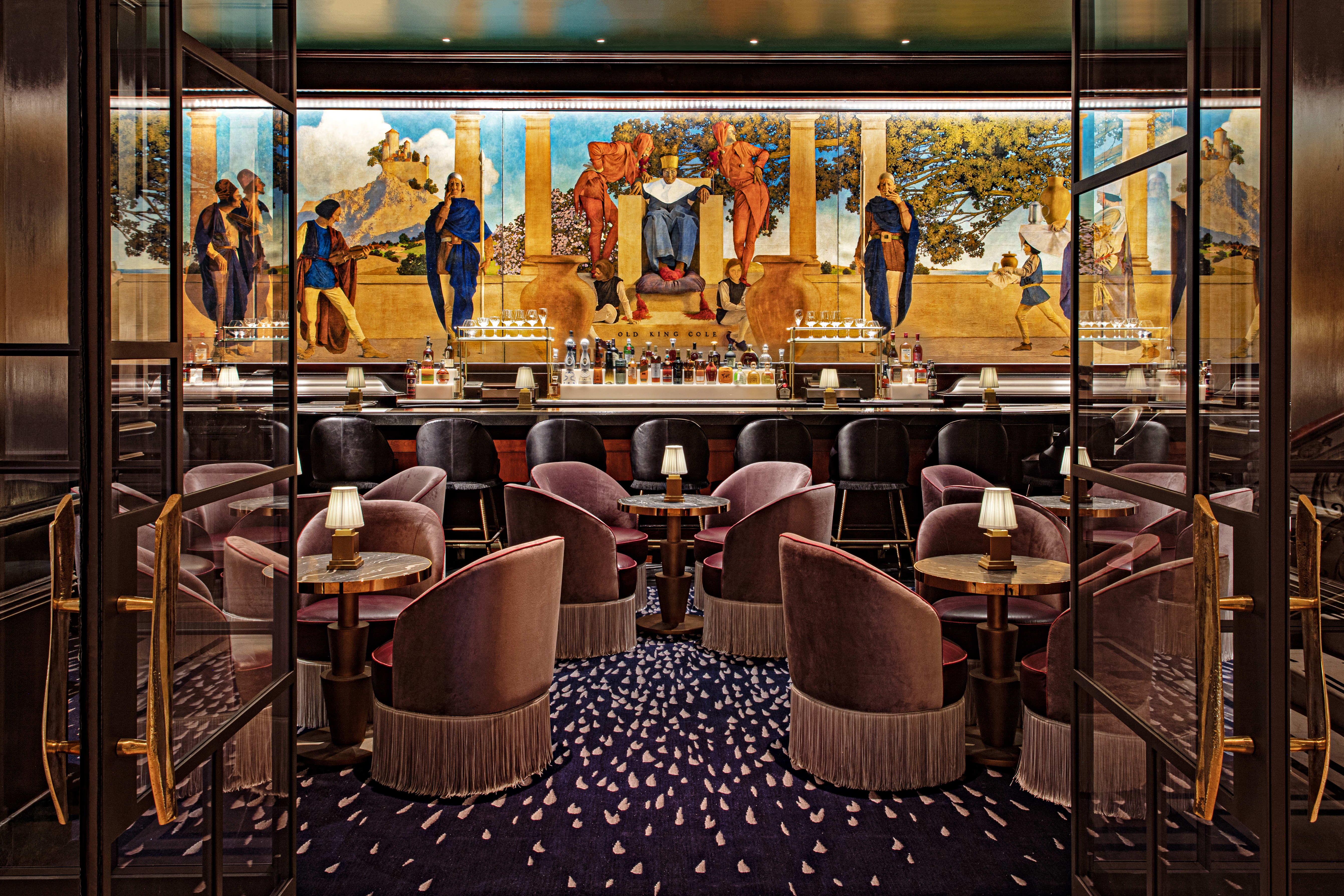 Бар King Cole в St Regis New York - один из лучших отелей в Нью-Йорке