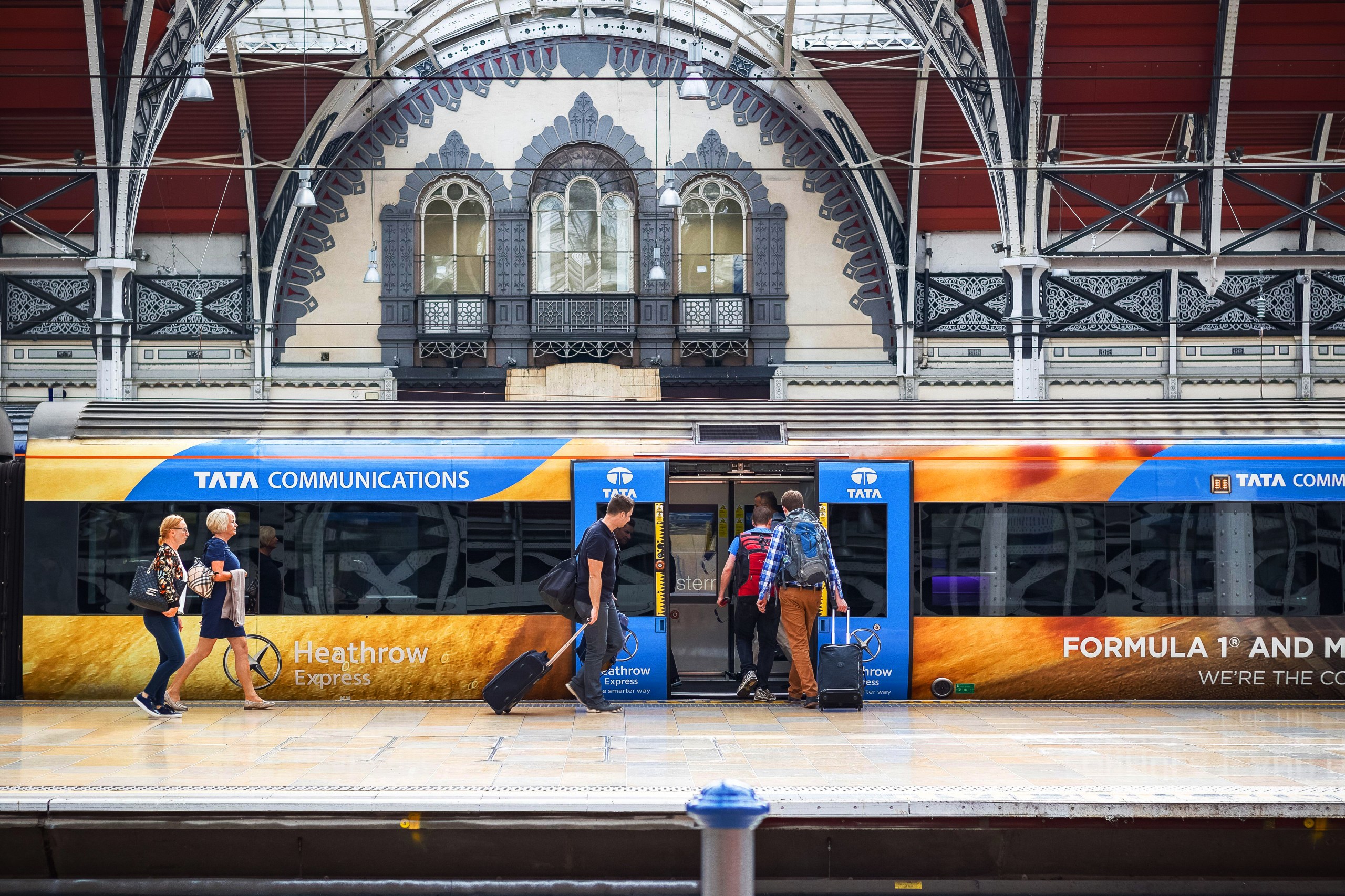 Heathrow Express на станции Паддингтон