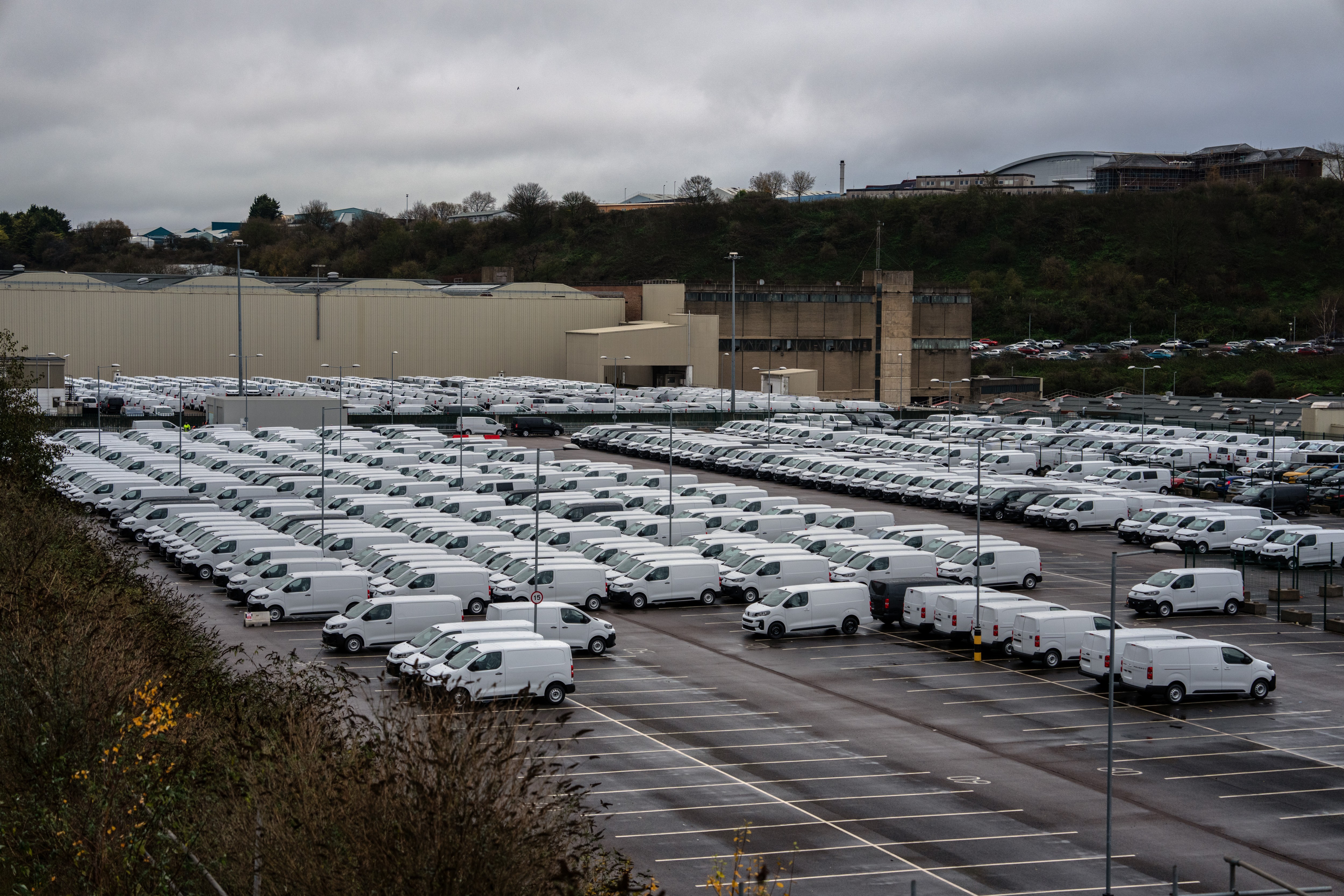 The closure of Vauxhall's van-making plant in Luton ties into Stellantis's goal of developing an all-electric hub in Cheshire.