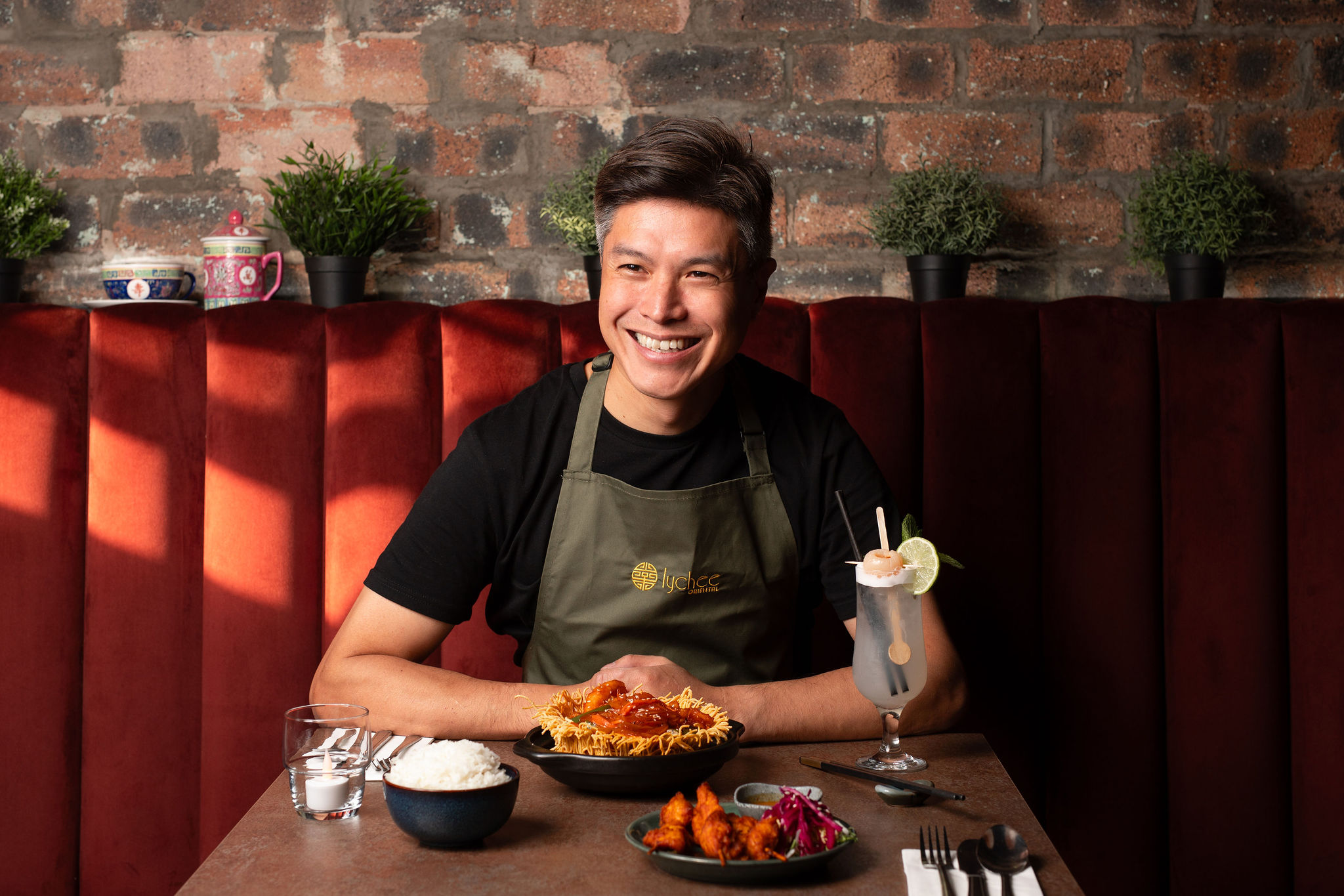 Шеф-повар Джимми Ли в Lychee Oriental Southside в Глазго.