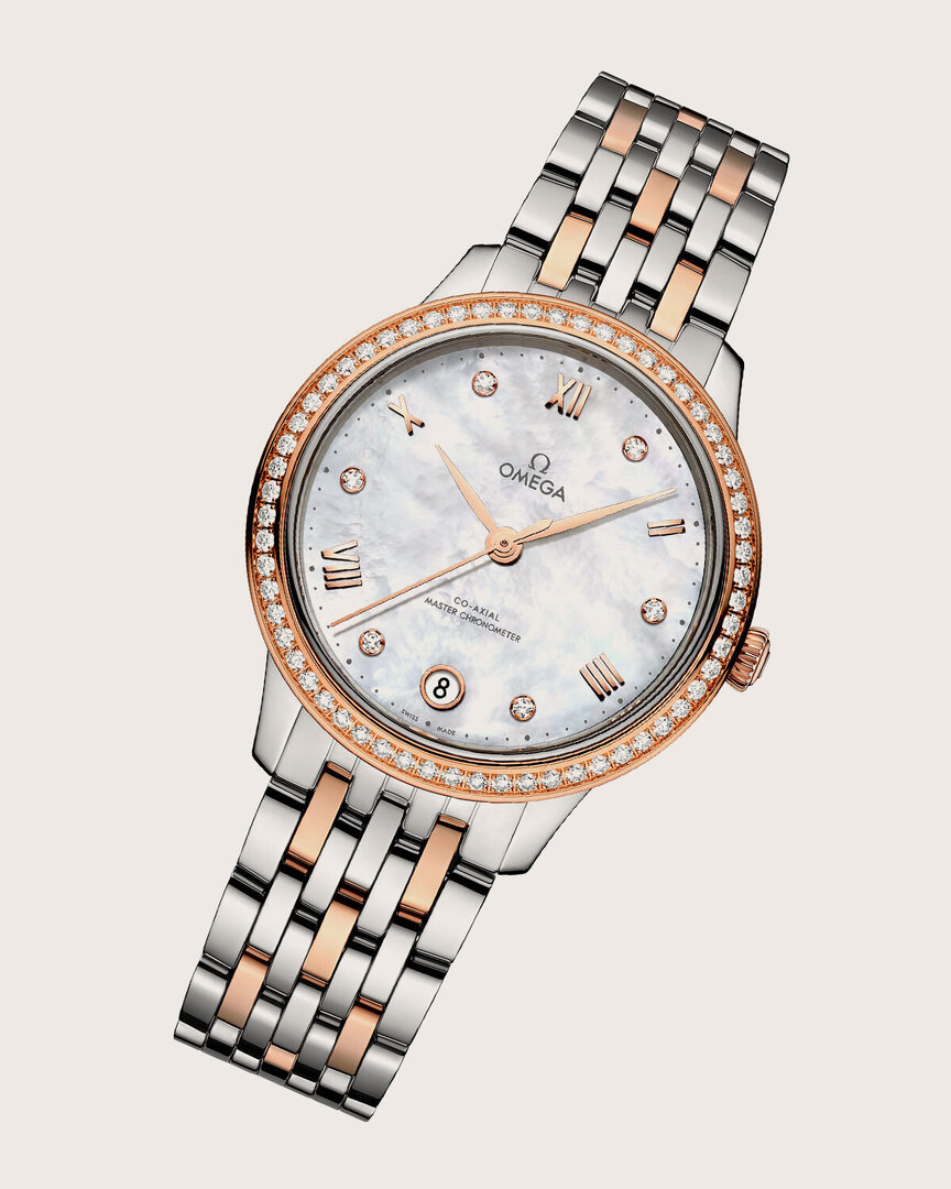 Часы Omega с алмазным безелем и циферблатом из母瑪瑙.