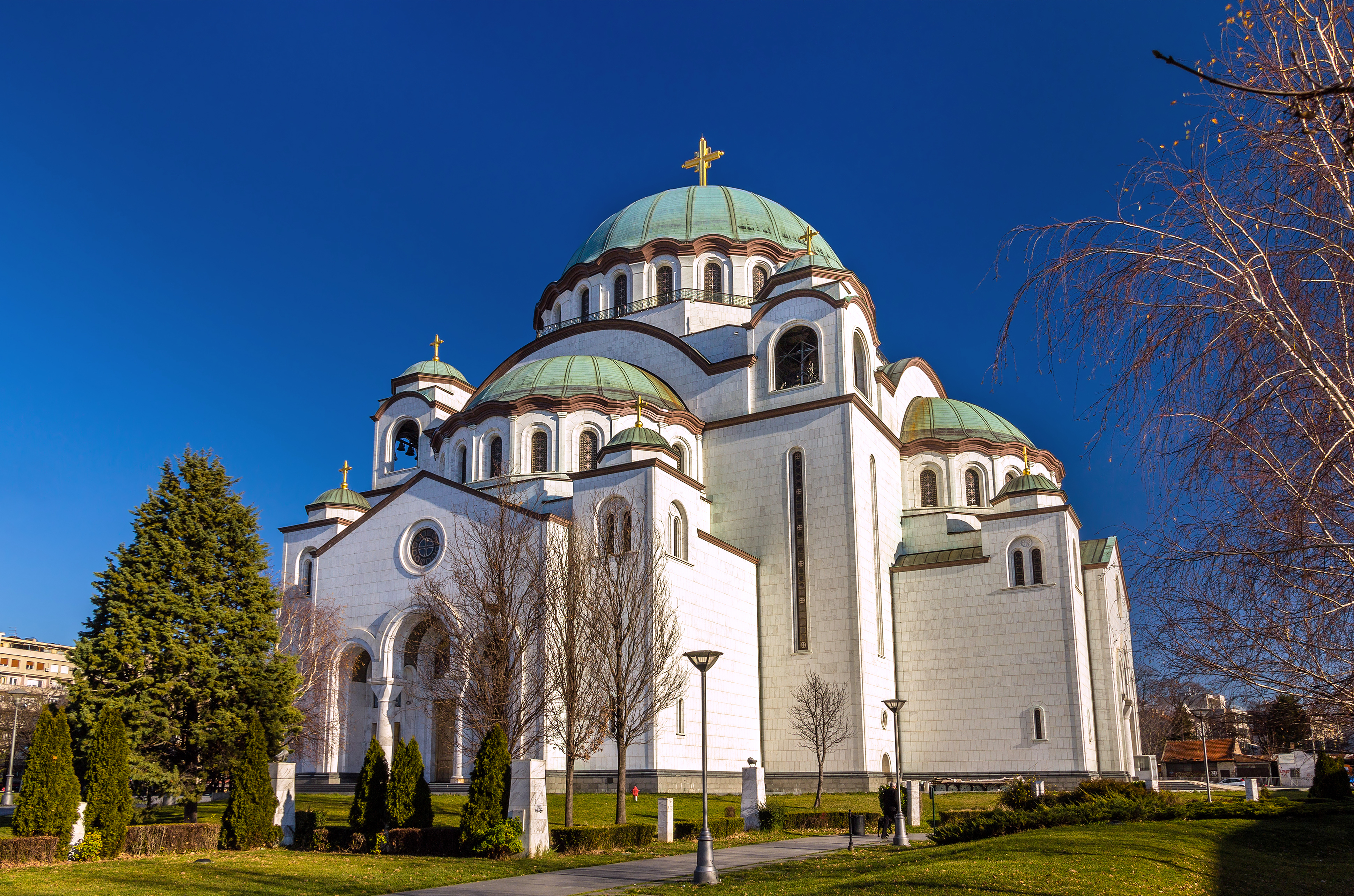 Храм Святого Саввы в Белграде