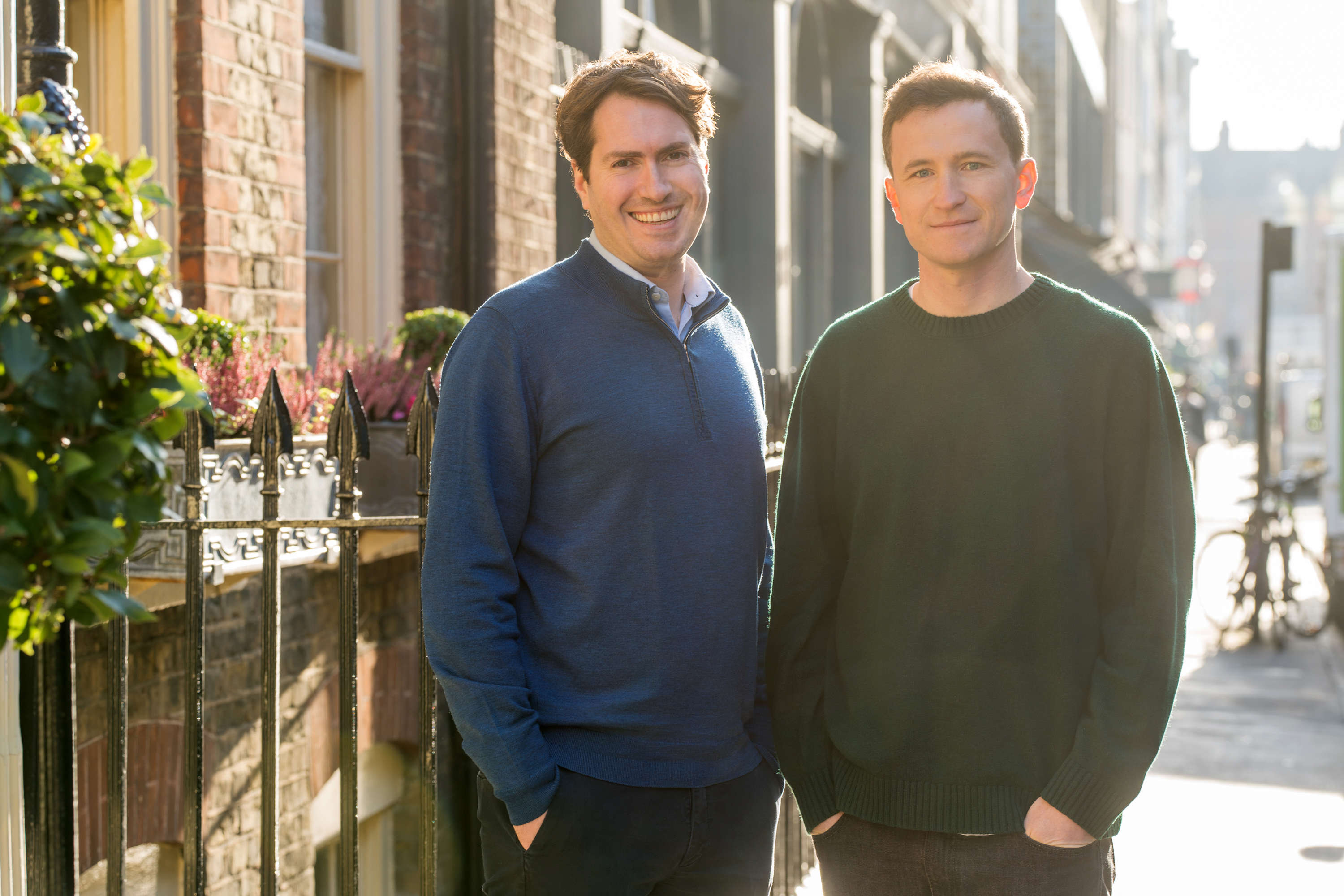 Sunsave was founded by Alick Dru and Ben Graves, who met at Oxford University in 2011